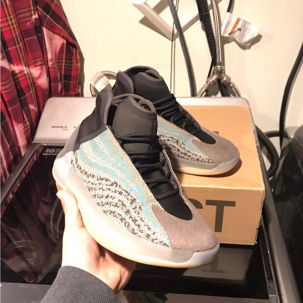 Yeezy Quantum - Teal